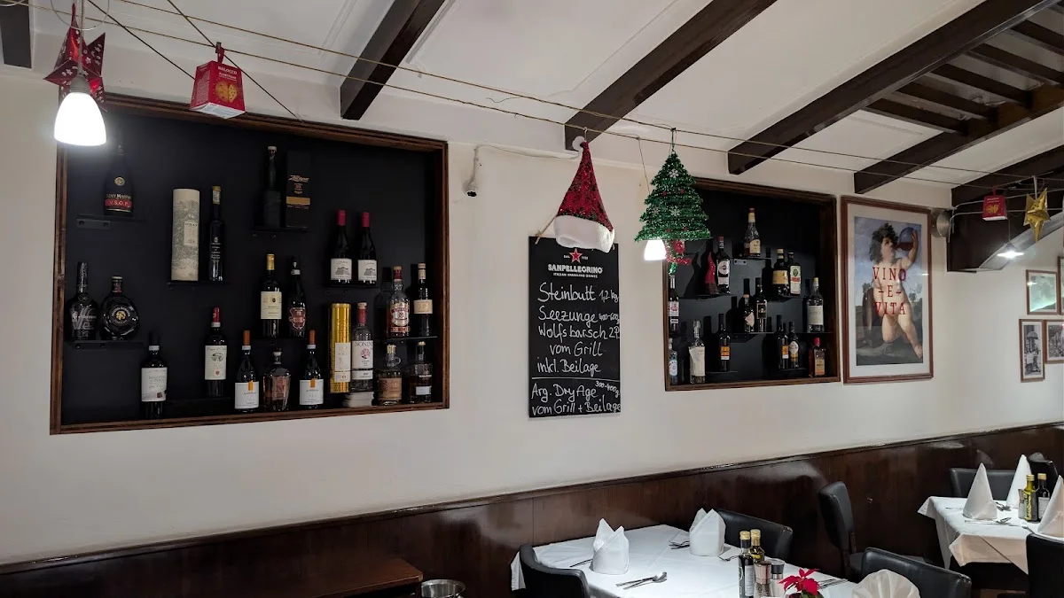 Ristorante Bella Napoli – Atmosphäre in Stuttgart, Baden-Württemberg