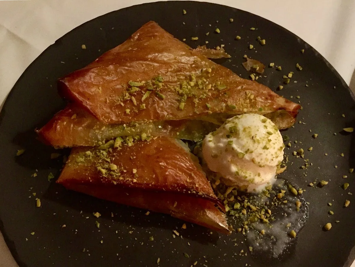 Restaurant Aspendos – Baklava in Stuttgart, Baden-Württemberg