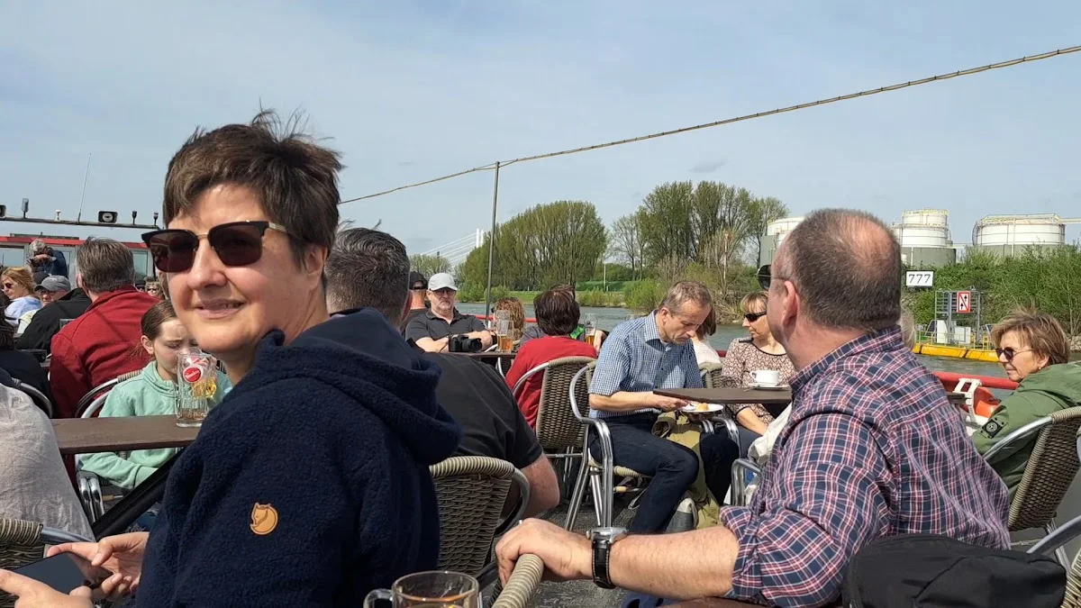 Weisse Flotte Hafenrundfahrt Duisburg GmbH – Bootstourenanbieter in Duisburg, Nordrhein-Westfalen