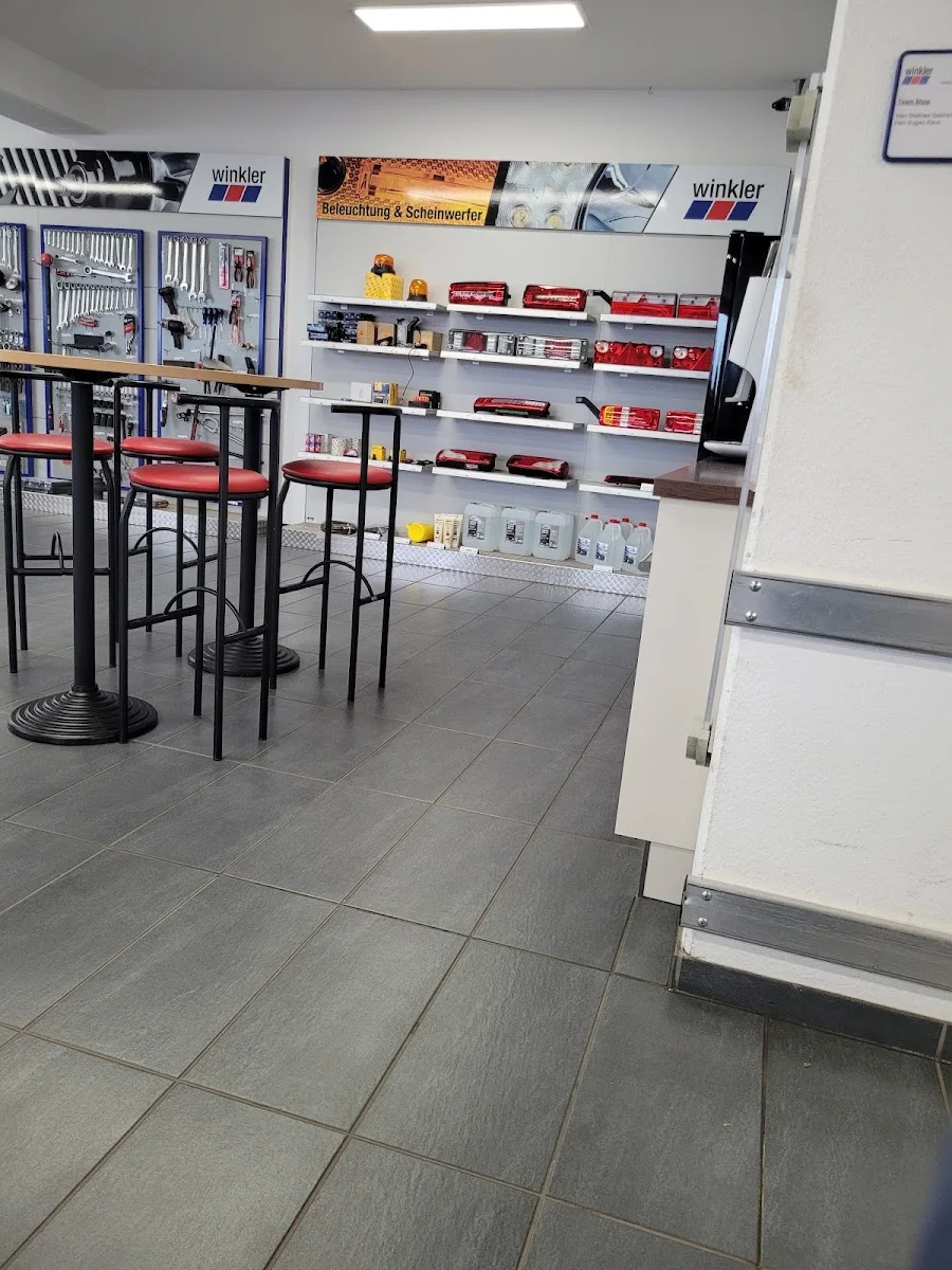 Winkler Fahrzeugteile GmbH – Besucherfoto: Nedzad Beslic in Lohfelden, Hessen