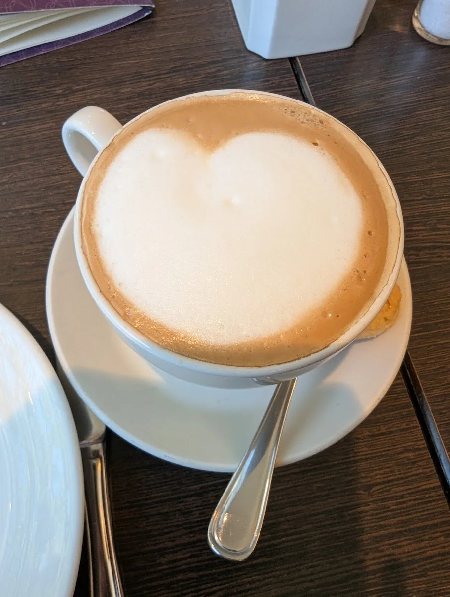 Kaffeehaus Zeltinger – Cappuccino in Berlin