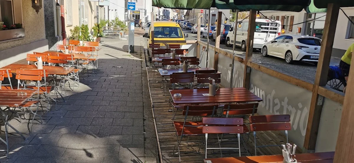 Wirtshaus Hohenwart – Atmosphäre in München, Bayern