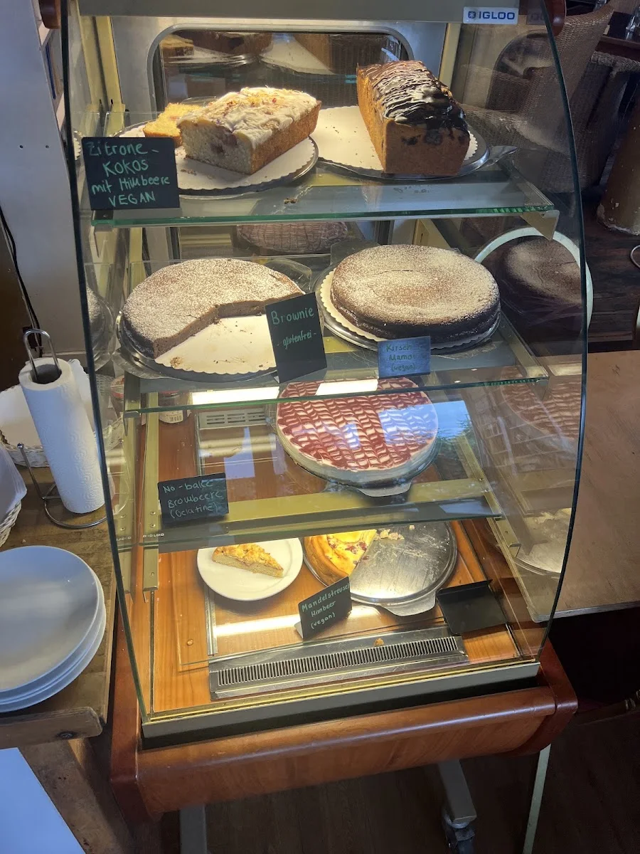 Goldmund Literatur Café Restaurant – Essen und Trinken in Köln, Nordrhein-Westfalen