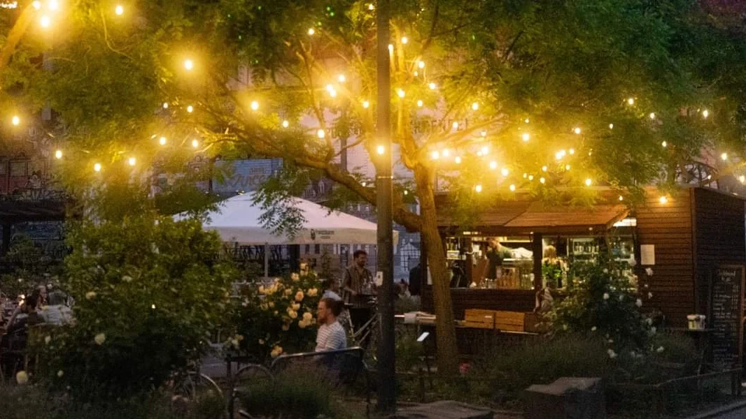 Goldmund Literatur Café Restaurant – Vom Inhaber in Köln, Nordrhein-Westfalen