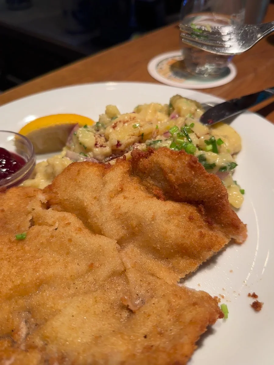 Restaurant Salzkammer – Wiener Schnitzel in Frankfurt am Main, Hessen