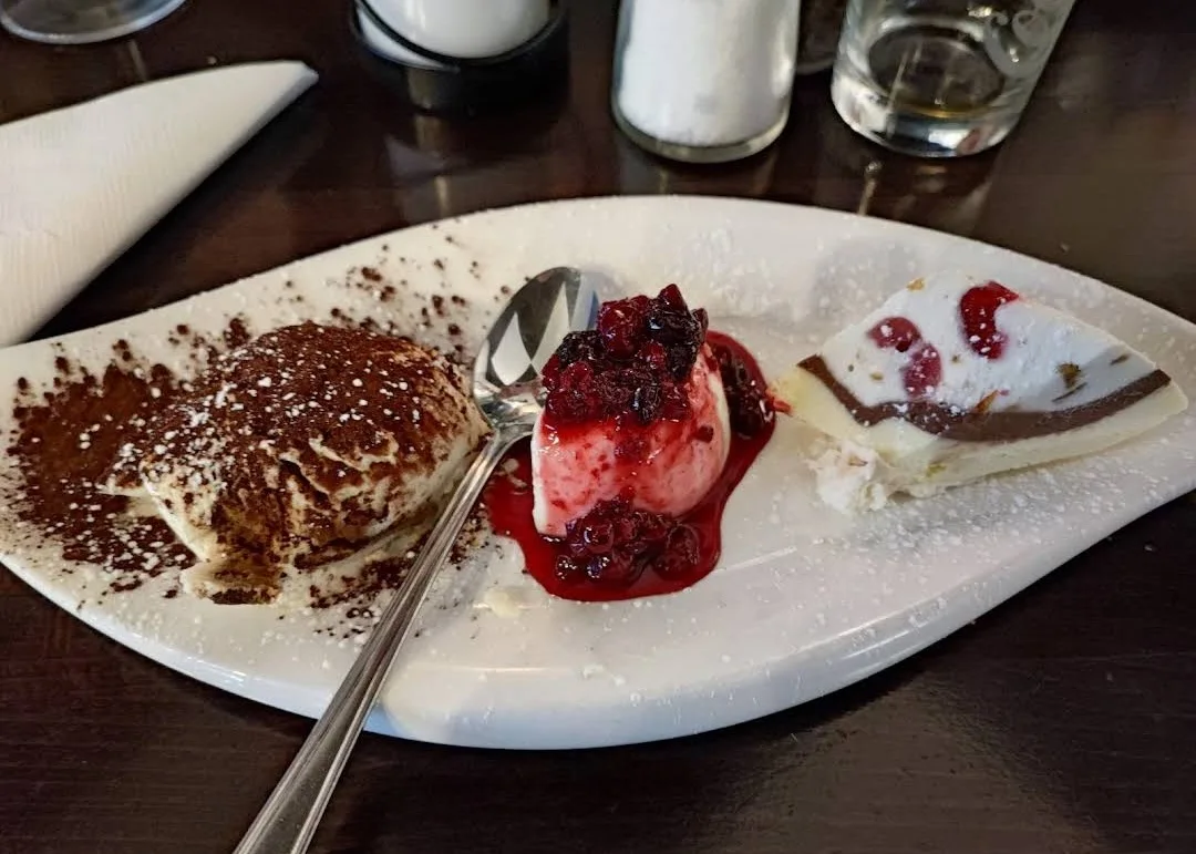 Ristorante Vincenzo – Panna cotta in Hamburg