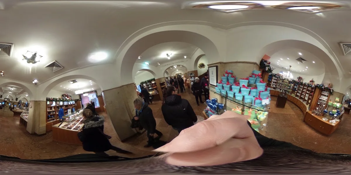 Dallmayr Delikatessenhaus – Street View & 360°-Fotos in München, Bayern