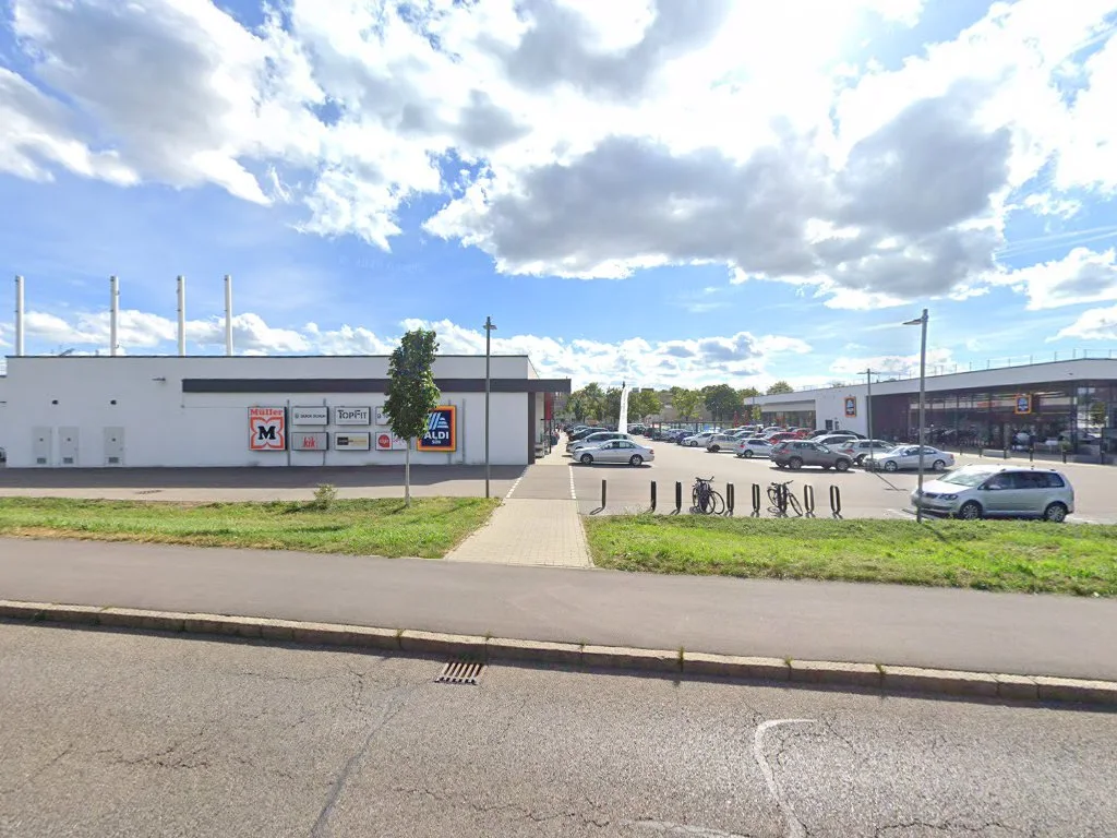 Saigon Nails Studio – Street View & 360°-Fotos in Göppingen, Baden-Württemberg