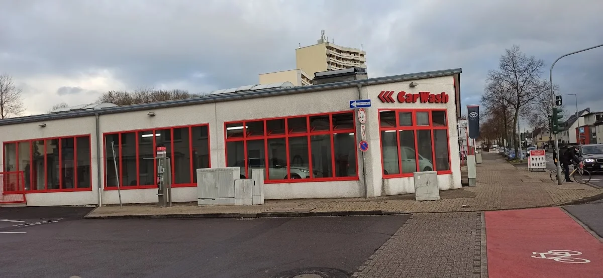 Brestol Car Wash – Außenbereich in Bergisch Gladbach, Nordrhein-Westfalen