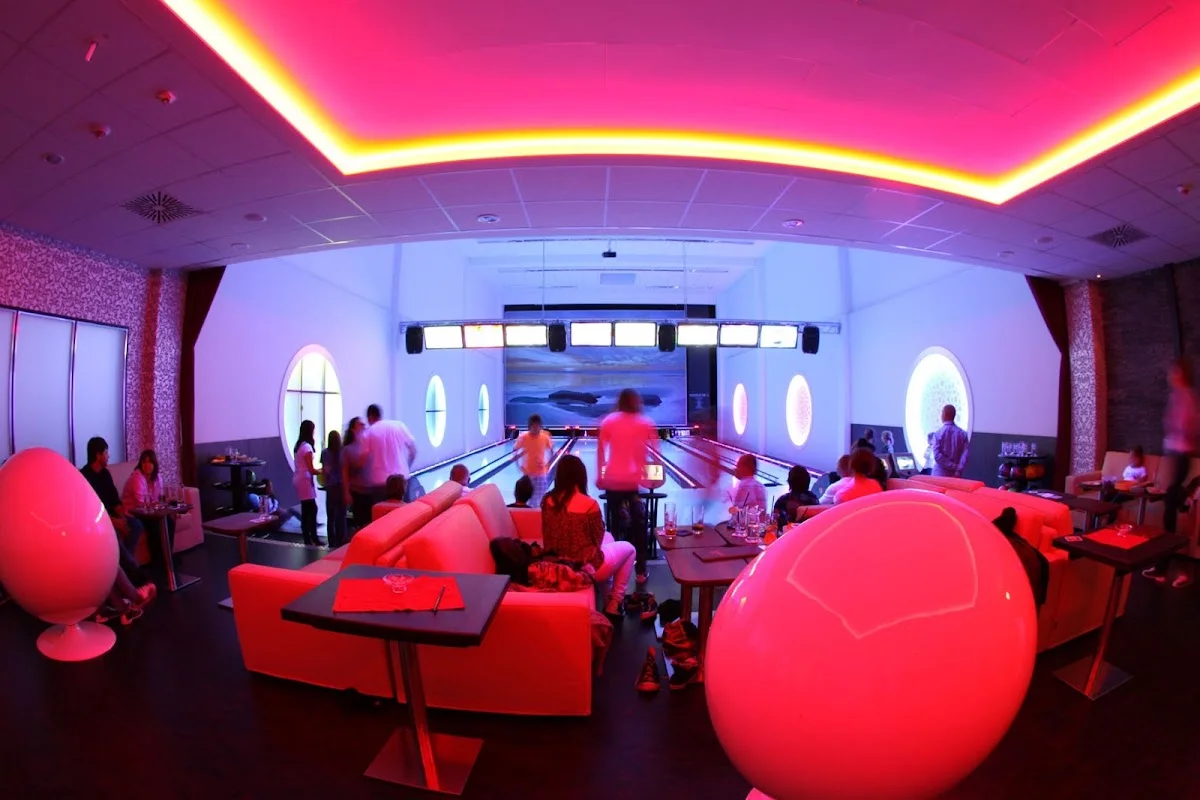 Max Munich Bowling – Vom Inhaber in Brunnthal, Bayern
