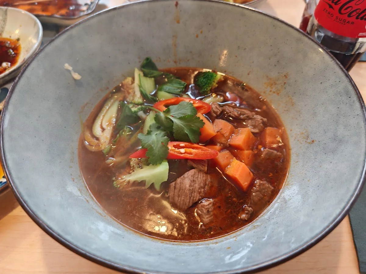 Bai Lu Noodles – Rindfleischsuppe in Köln, Nordrhein-Westfalen