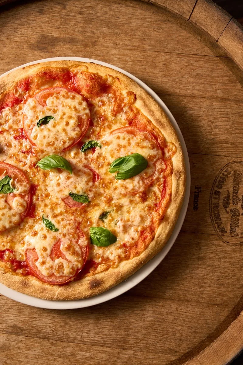 Da Luca - Pizza e Cafè – Peperoni-Salami in Nürnberg, Bayern
