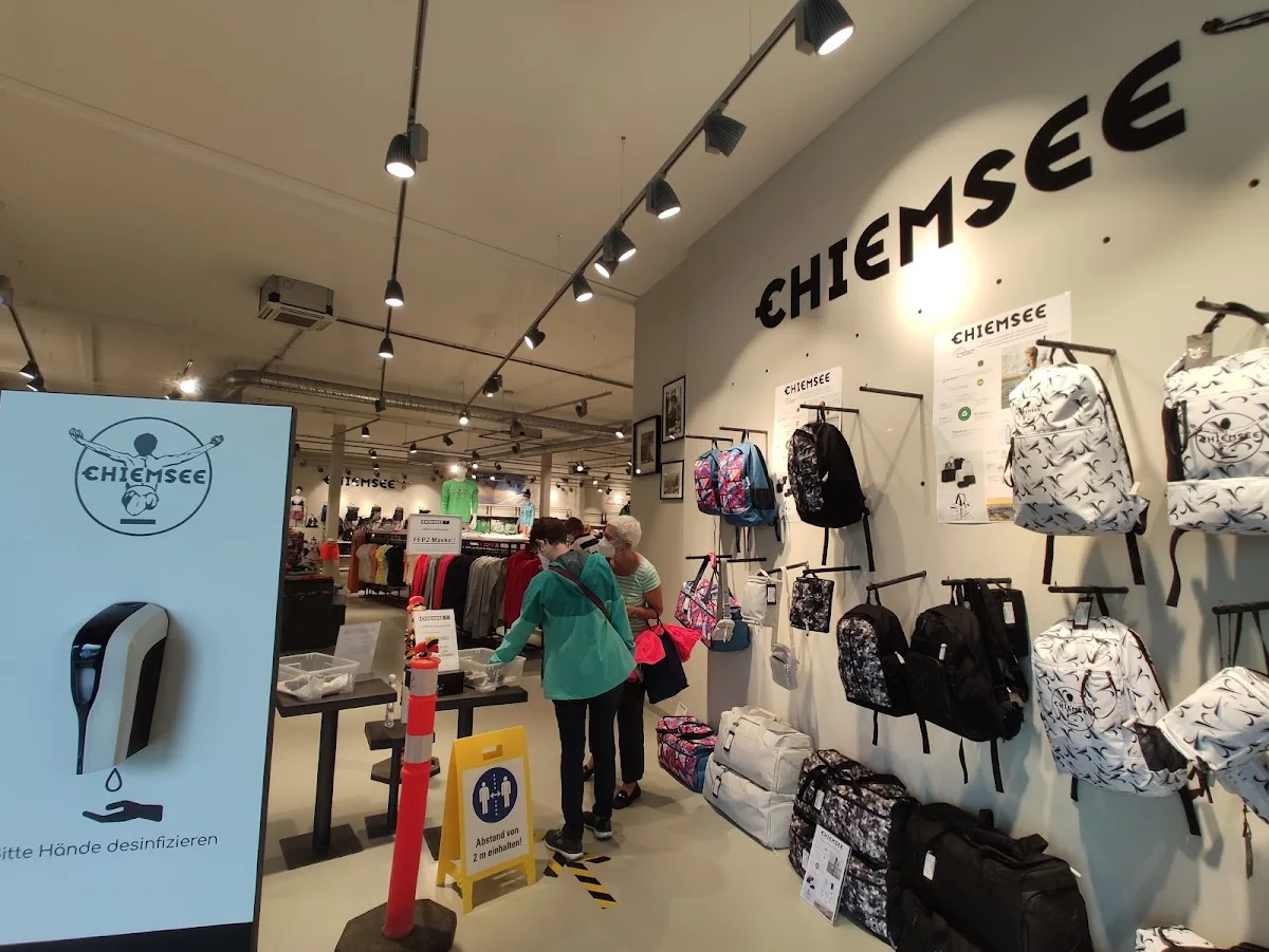 BERNAU OUTLETS – Besucherfoto von Gerli Mayer in Bernau am Chiemsee, Bayern