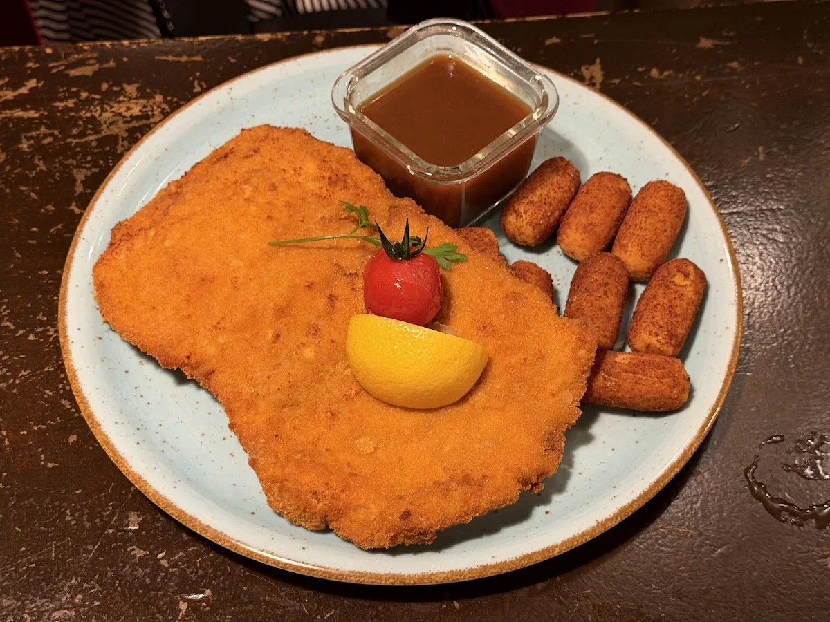 Zum Feuerrädchen – Schnitzel in Frankfurt am Main, Hessen