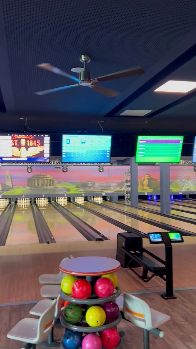 Bowling Arena Stuttgart – Vom Inhaber in Stuttgart Feuerbach, Baden-Württemberg
