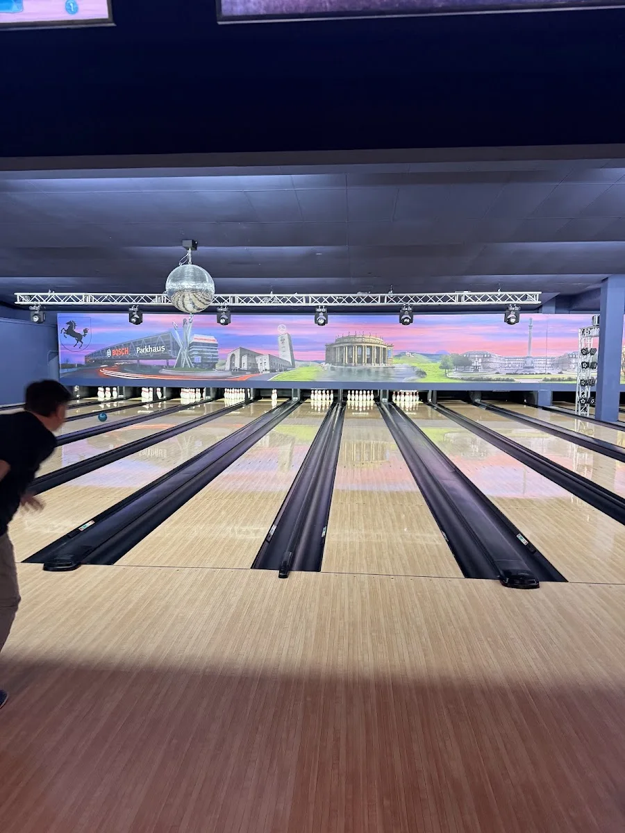 Bowling Arena Stuttgart – Besucherfoto von A F. (AF) in Stuttgart Feuerbach, Baden-Württemberg