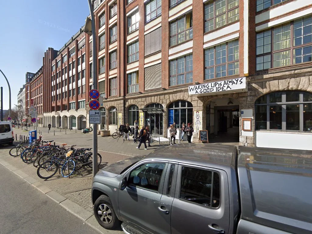 Michelberger Restaurant – Street View & 360°-Fotos in Berlin