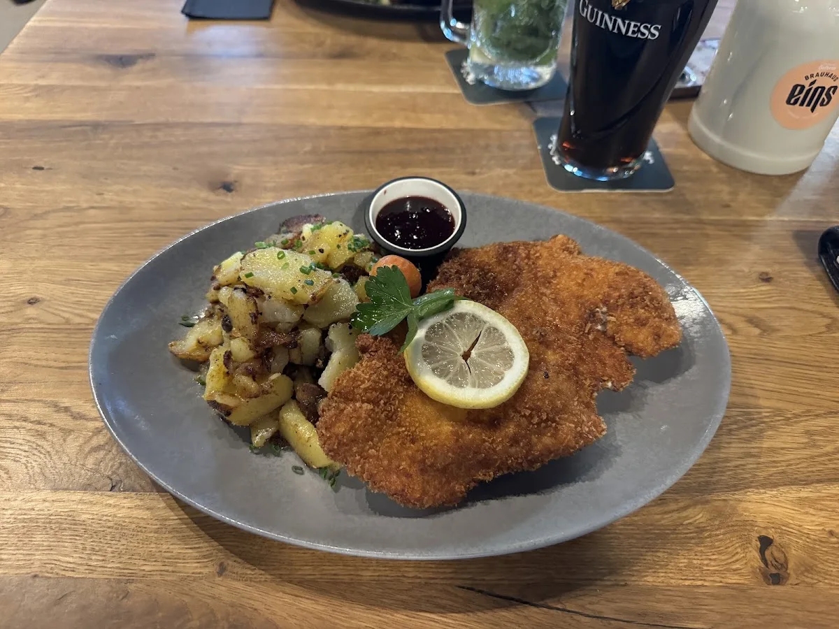 Brauhaus Eins GmbH – Schnitzel in Stuttgart, Baden-Württemberg