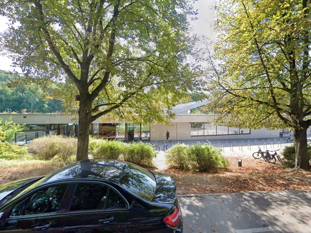 Hallen- und Freibad Wiembachtal - Das Freibad öffnet täglich von 8 - 18 Uhr – Street View & 360°-Fotos in Leverkusen, Nordrhein-Westfalen