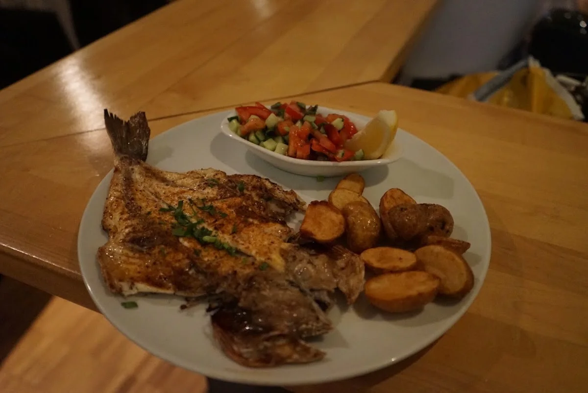 Die Kurve – Essen und Trinken in Düsseldorf, Nordrhein-Westfalen