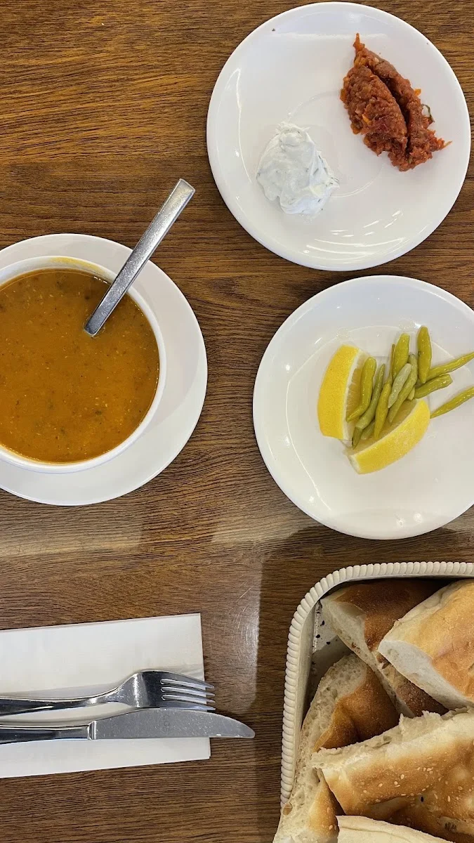 Öz Harran Doy Doy – Linsensuppe in Köln, Nordrhein-Westfalen