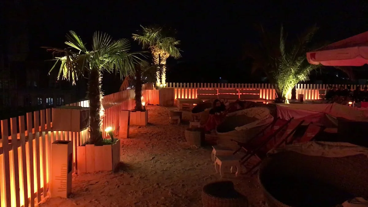 Schöne Aussichten 360° Beachclub Hannover – Bar in Hannover, Niedersachsen
