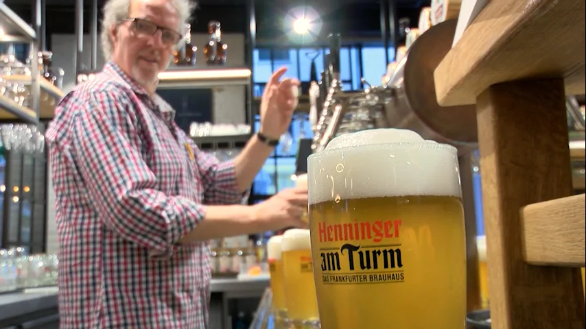 Henninger am Turm das Frankfurter Brauhaus GmbH – Atmosphäre in Frankfurt am Main, Hessen