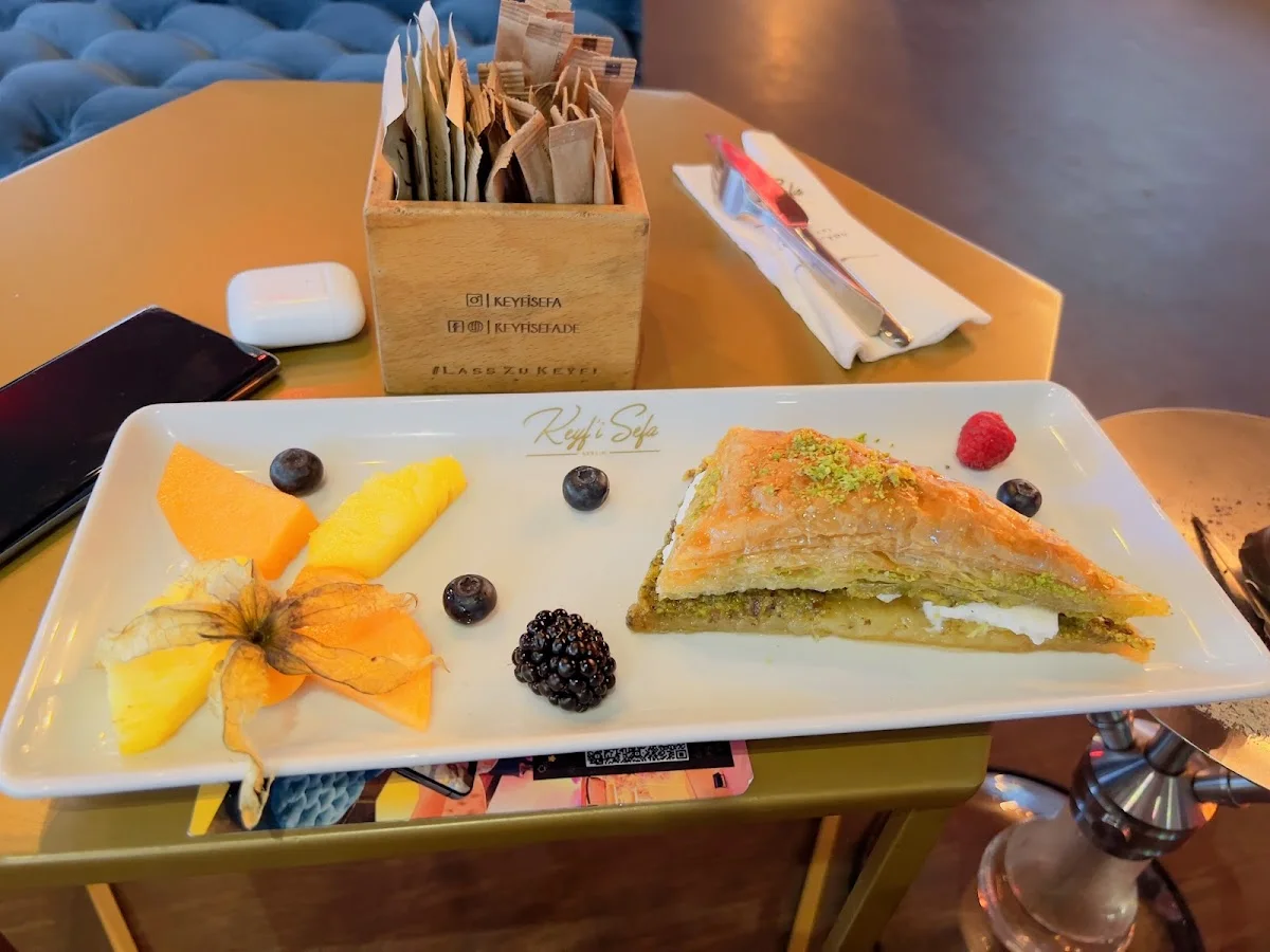 Keyfi Sefa – Essen und Trinken in Berlin