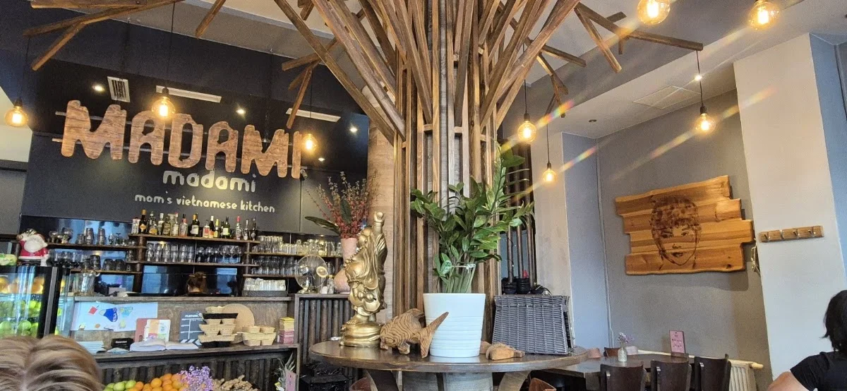 Madami - Mom's Vietnamesische Küche – Atmosphäre in Berlin