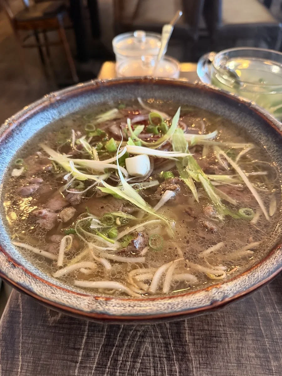 Madami - Mom's Vietnamesische Küche – Phở in Berlin