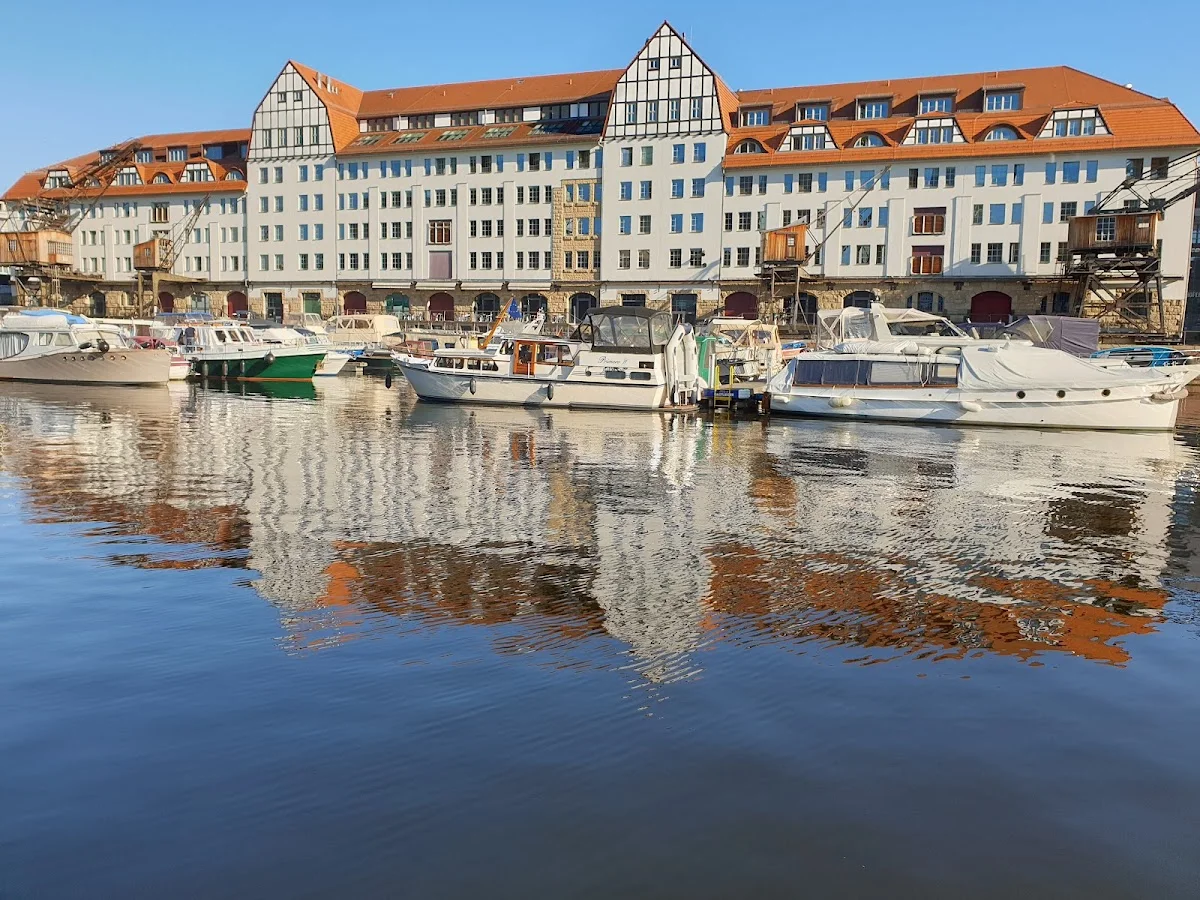 Tempelhofer Hafen, Berlin – Vom Inhaber in Berlin