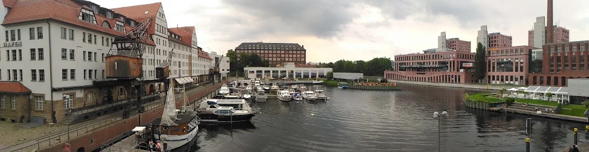 Tempelhofer Hafen, Berlin – Street View & 360°-Fotos in Berlin