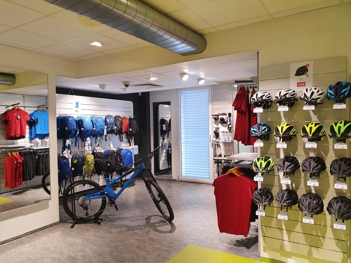SPORT CORNER eine Marke der Clever sports retail GmbH – Vom Inhaber in Neustadt an der Weinstraße, Rheinland-Pfalz