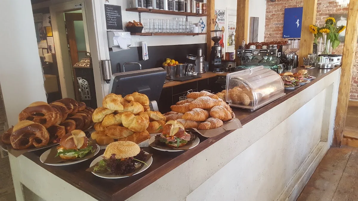 Kaffeerösterei Café Moulu / Stuttgart – Essen und Trinken in Stuttgart, Baden-Württemberg