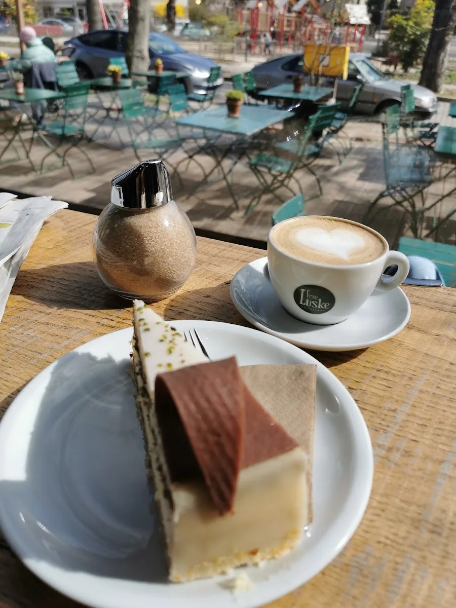 Frau Lüske Kaffeehaus – Kaffeekuchen in Berlin