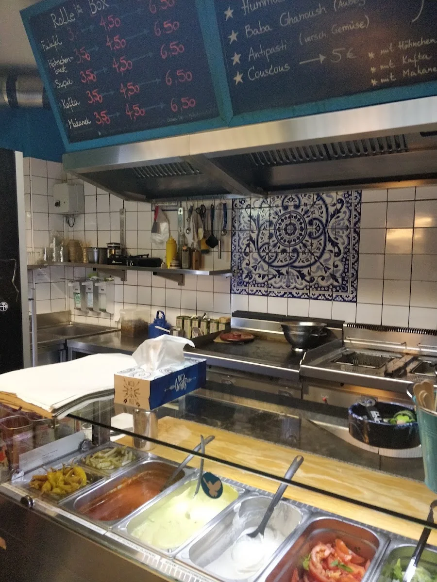 Isi Baba *Falafel* – Atmosphäre in Mülheim an der Ruhr, Nordrhein-Westfalen