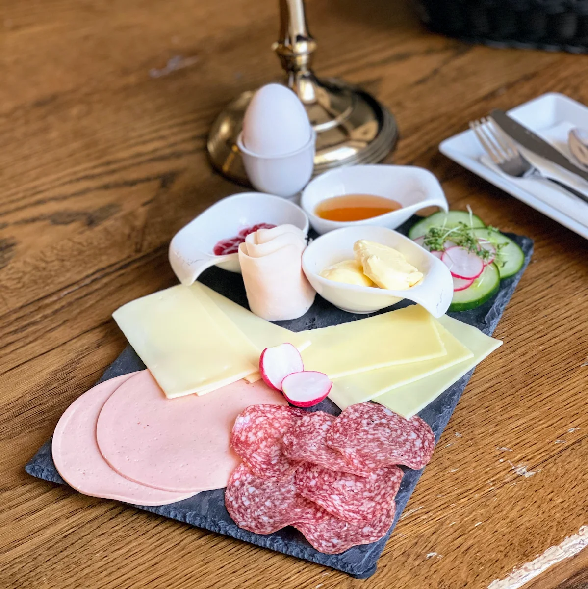 Cafe Hardenberg – Essen und Trinken in Berlin