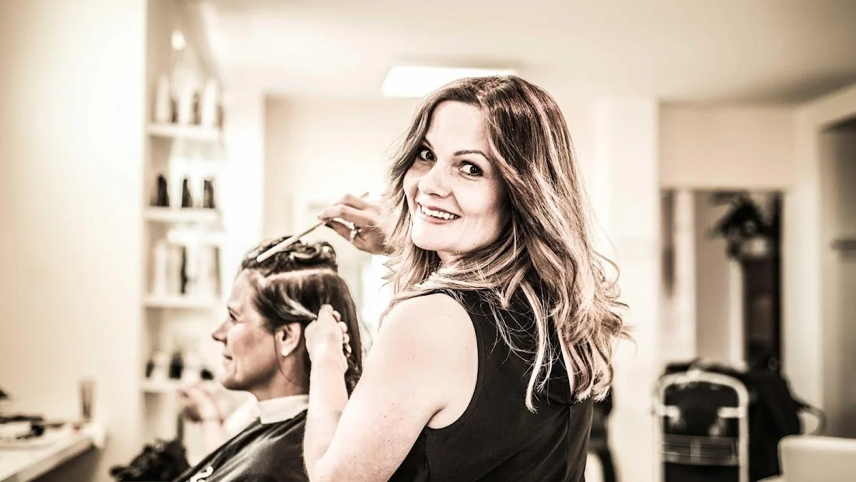 Astrid Schmidt-Hock – Friseursalon in Kehl, Baden-Württemberg