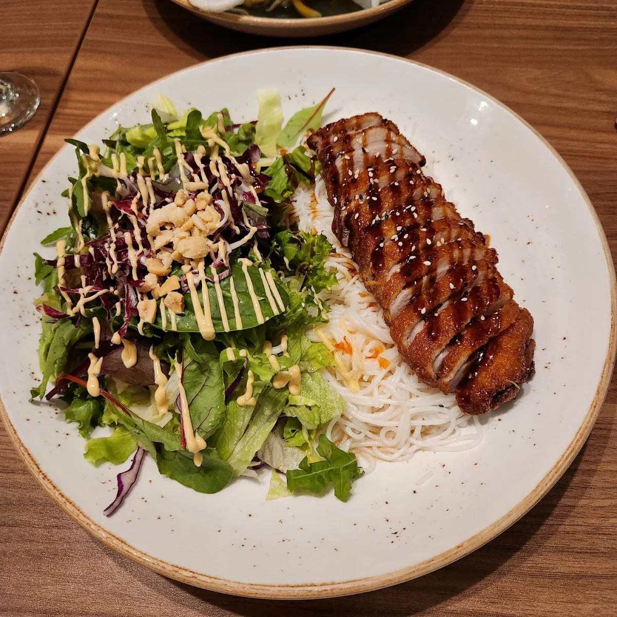 Sakura Garten – Essen und Trinken in Berlin