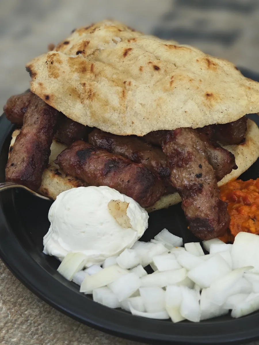 Ćevapčići Grillspezialitäten & more – Fast-Food-Restaurant in Köln, Nordrhein-Westfalen