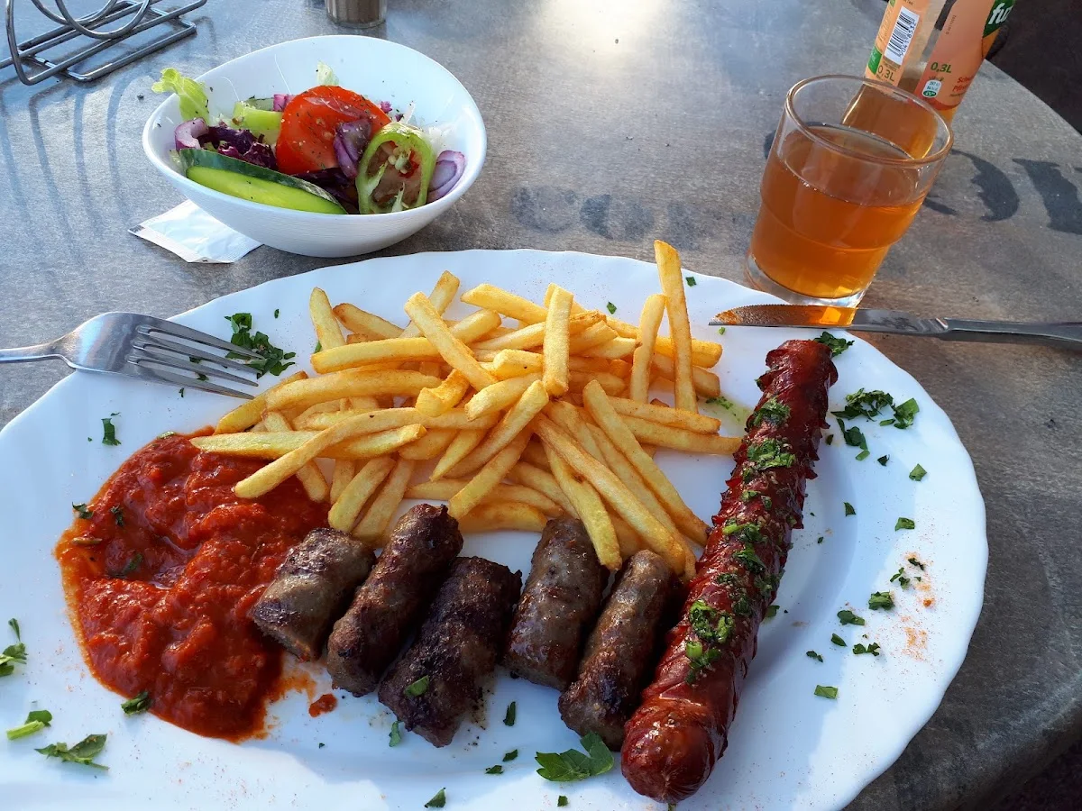 Ćevapčići Grillspezialitäten & more – Kebab in Köln, Nordrhein-Westfalen