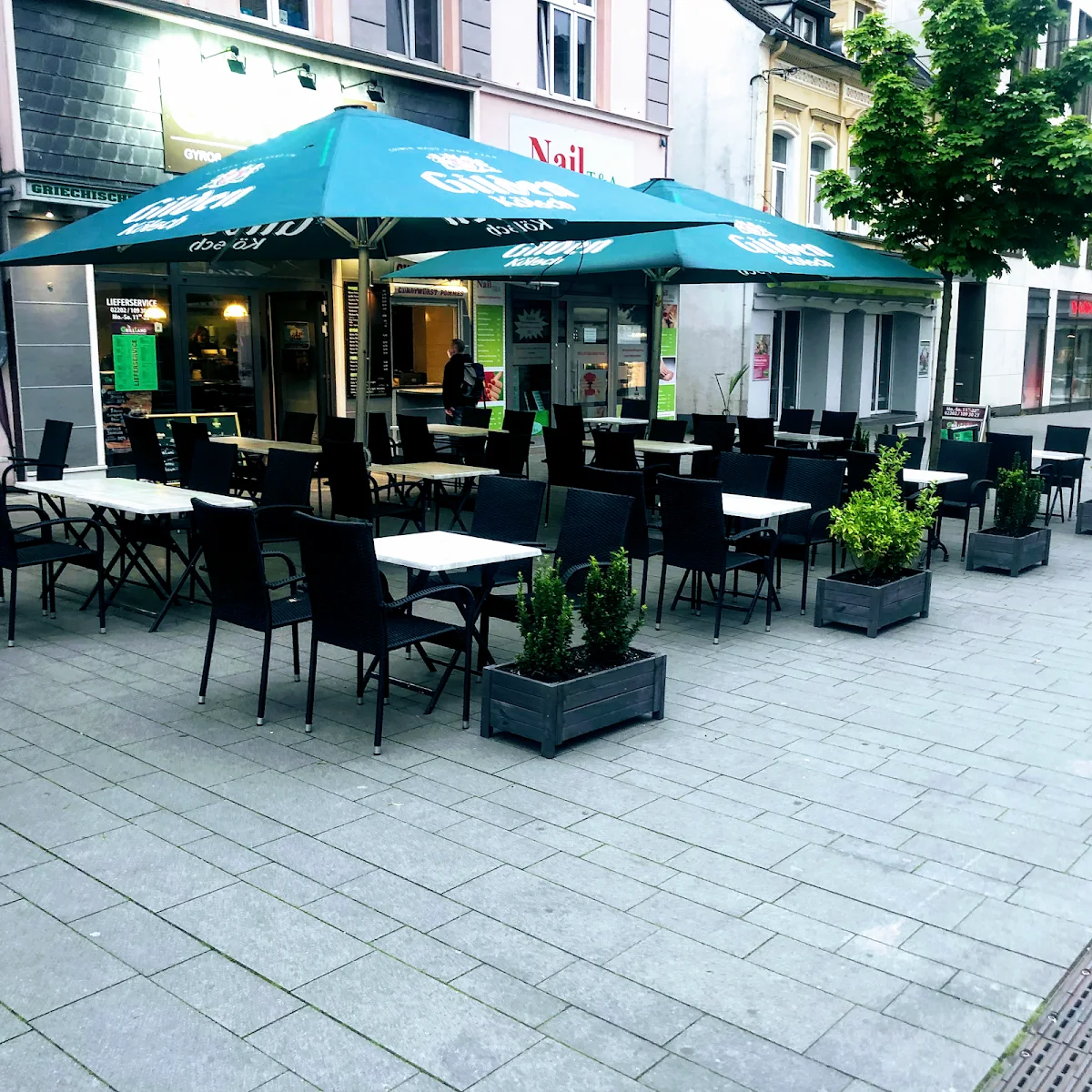 Grill Land – Atmosphäre in Bergisch Gladbach, Nordrhein-Westfalen