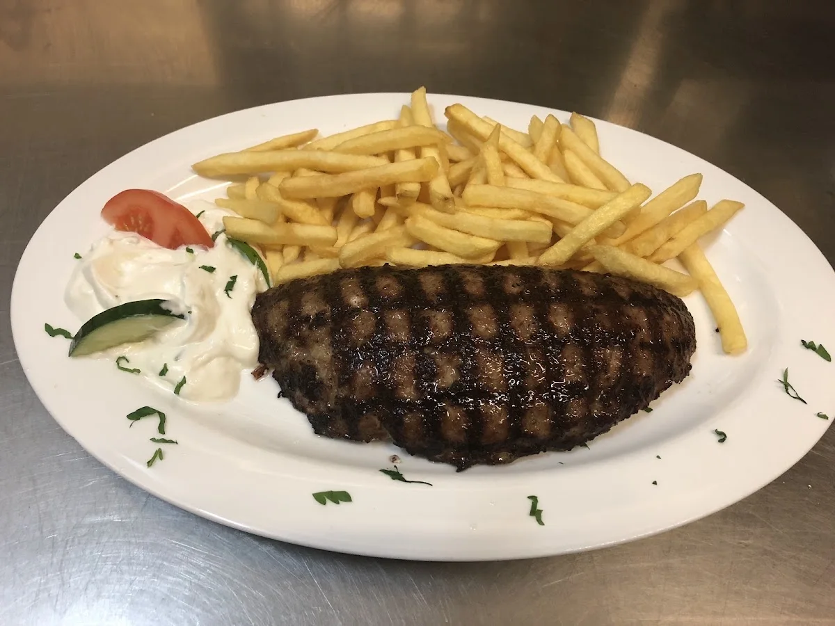 Grill Land – Vom Inhaber in Bergisch Gladbach, Nordrhein-Westfalen