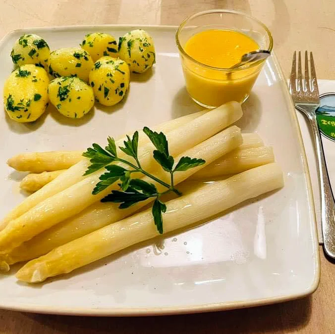 TEGERNSEER TAL - Bräuhaus – Essen und Trinken in München, Bayern