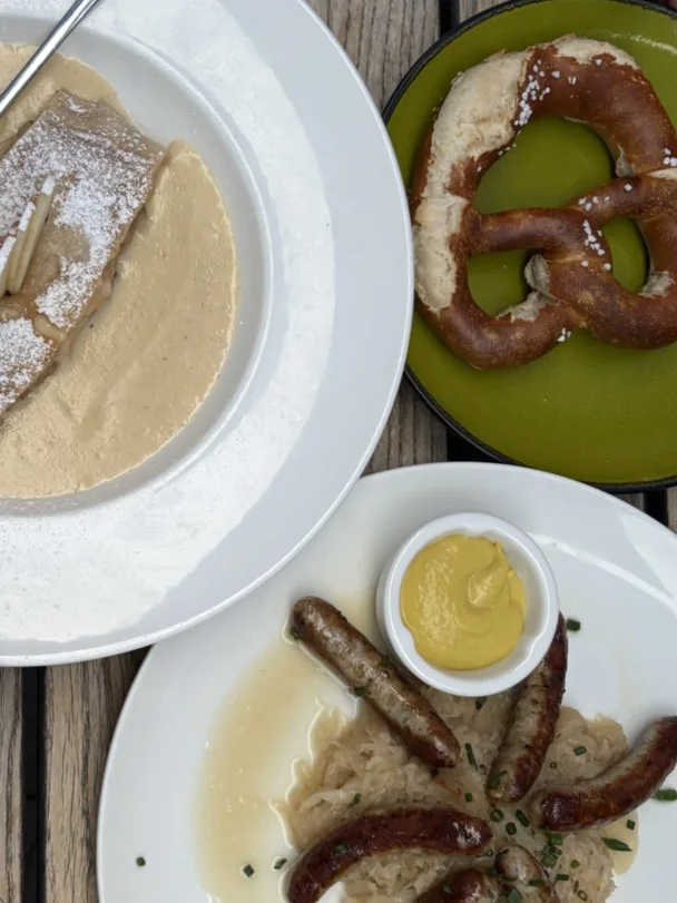 TEGERNSEER TAL - Bräuhaus – Bratwurst in München, Bayern