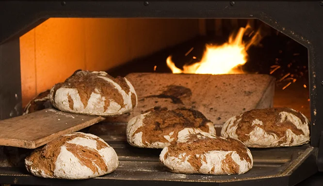 Bäckerei zum Holzofen Kraus – Essen und Trinken in Gersthofen, Bayern