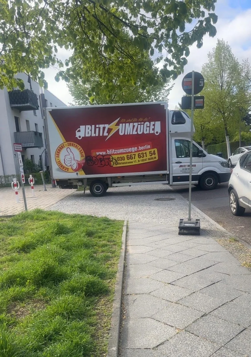 Blitz Umzüge Berlin – Schnell · Akkurat · Zuverlässig – Besucherfoto: Mert Toktas in Berlin