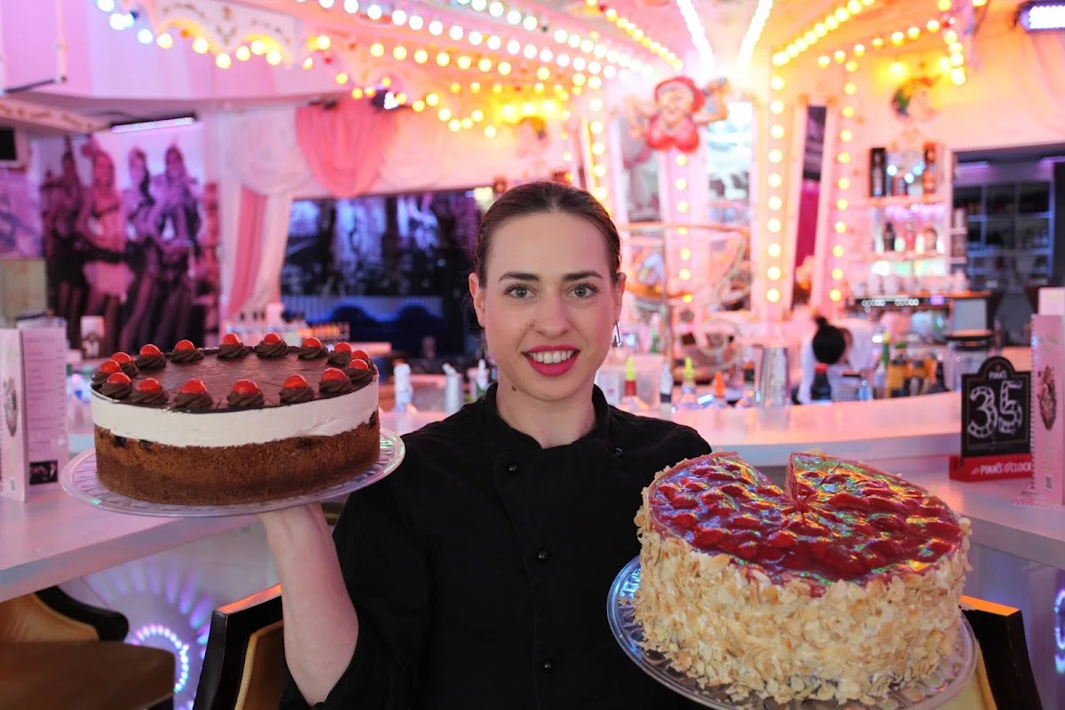 Wilde Matilde Deutsches Restaurant Cafe´ Bar und Variete – Kuchen in Berlin