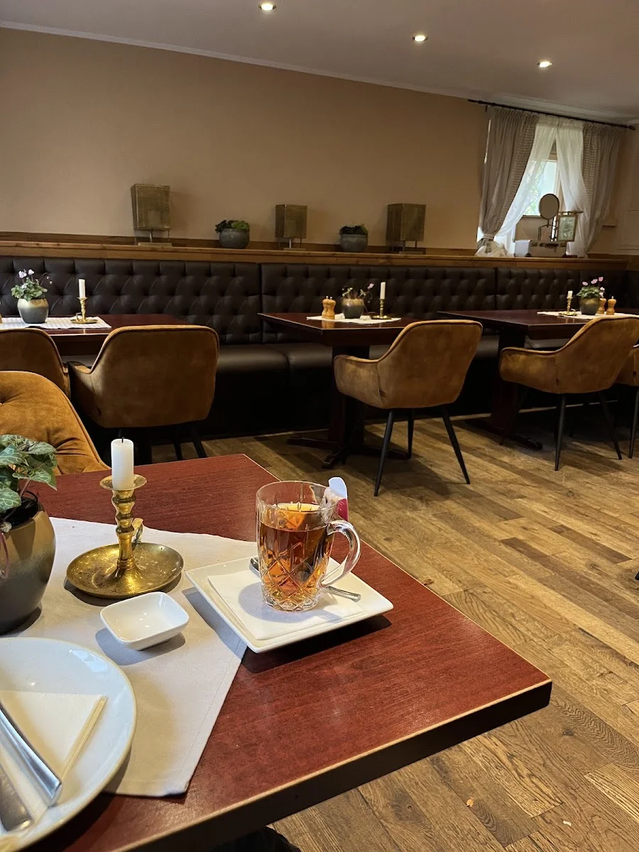 Restaurant Zum Alten Krug – Essen und Trinken in Berlin