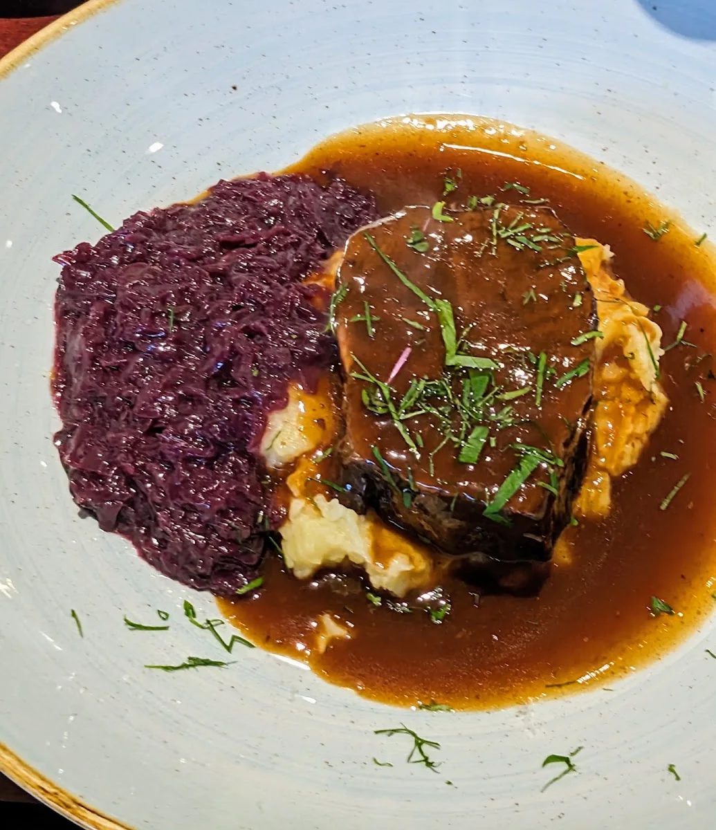 Restaurant Zum Alten Krug – Sauerbraten in Berlin